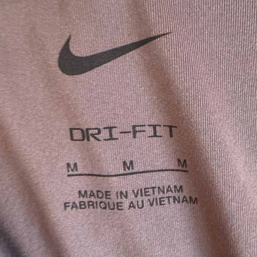 Nike Mauve Shorts - Picture 6 of 7